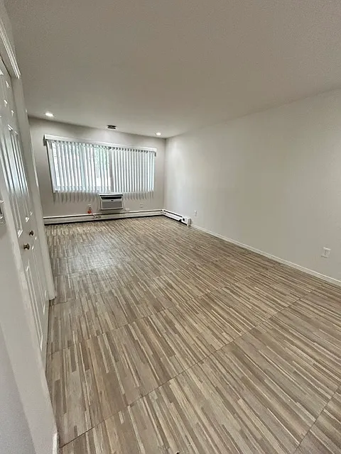2 bed, $2,200 — Photo 4