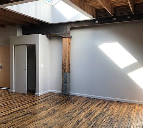 2nd image of 1288 N High St #206