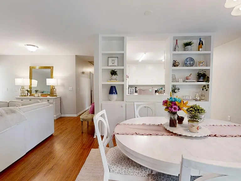 560 Sherwood Dr — Photo 11