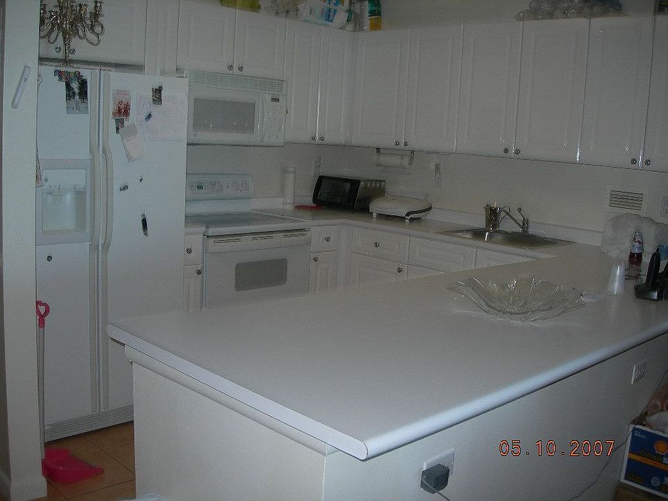 1st image of 2301 Collins Ave APT 524