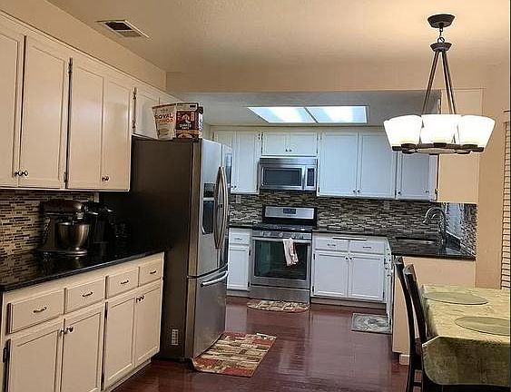 5th image of 531 Avenida Blanco