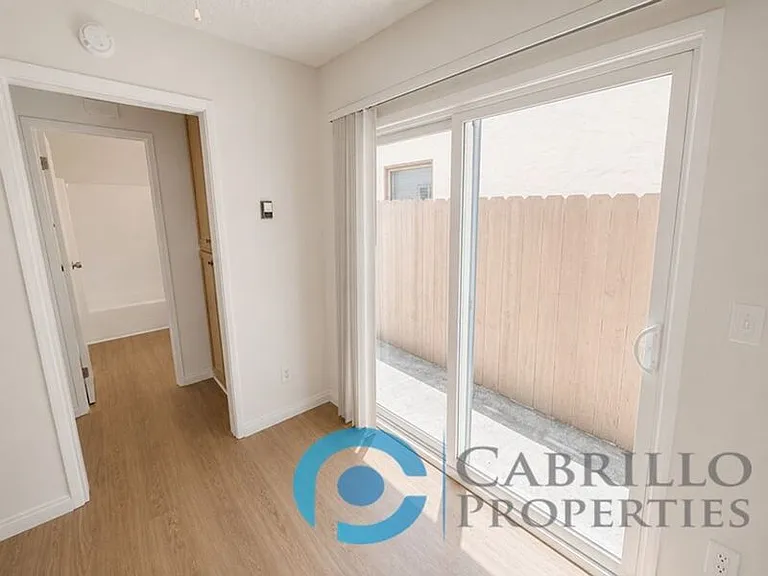 4040 Wabash Ave #1 — Photo 15