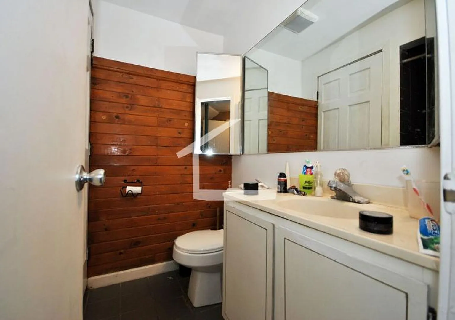 HUge 5 bed townhouse — Photo 3
