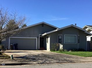 621 S Sanderson Way, Fort Bragg, CA 95437