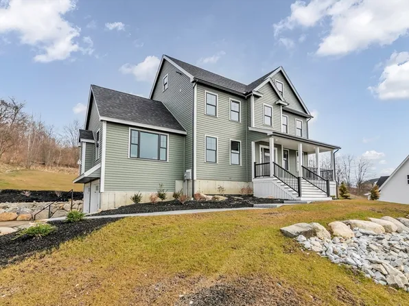 122 Seven Sister Rd, Haverhill, MA 01830