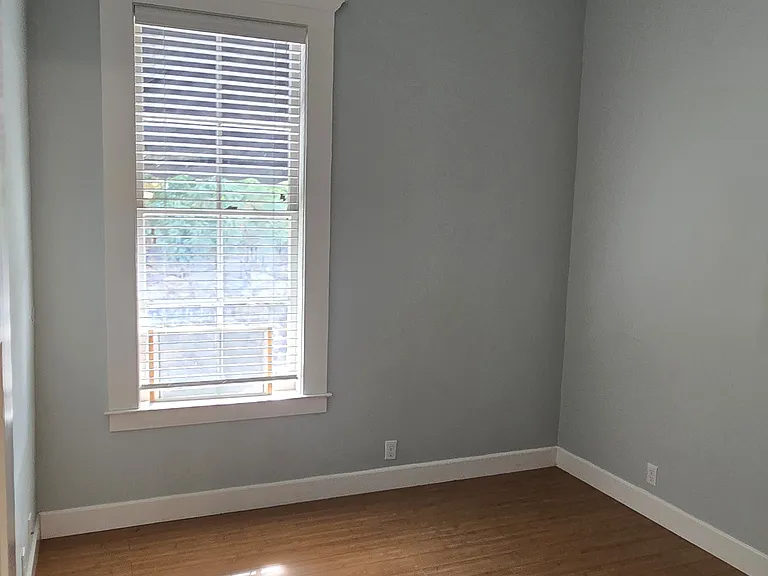 9591 Main St #1 — Photo 6