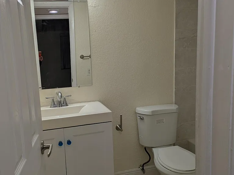 2810 Riverside Dr #106-A — Photo 9