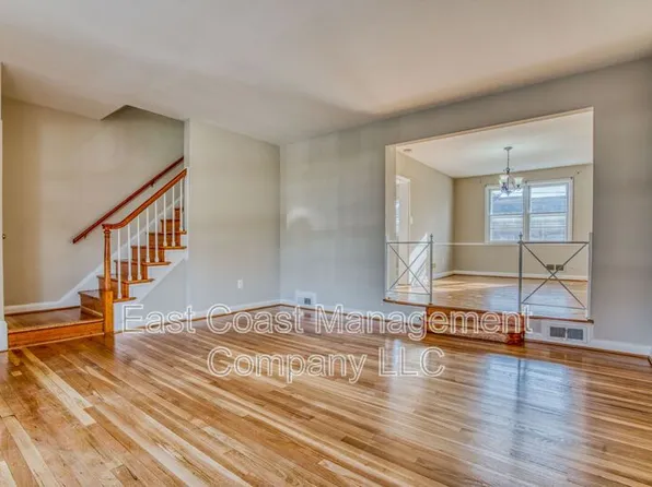 6149 Dunroming Rd, Baltimore, MD 21239