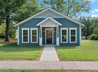 706 N Main St, Urich, MO 64788