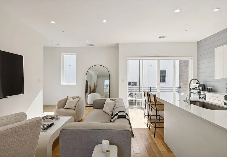 1514 N Washington Ave #102 — Photo 7