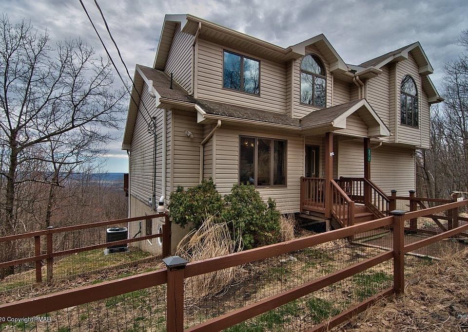 1st image of 372 Scenic Dr