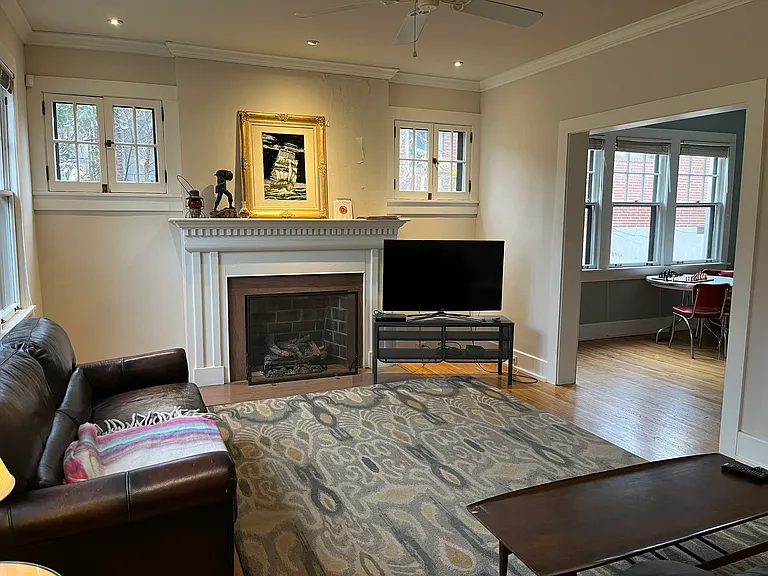 931 Fortwood St — Photo 10