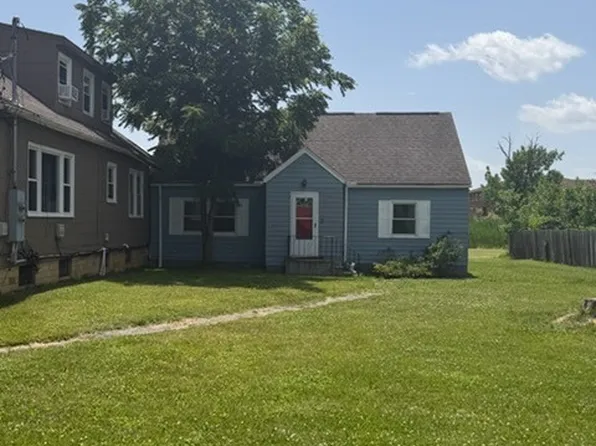 21880 Louis Rd, Bedford Heights, OH 44146