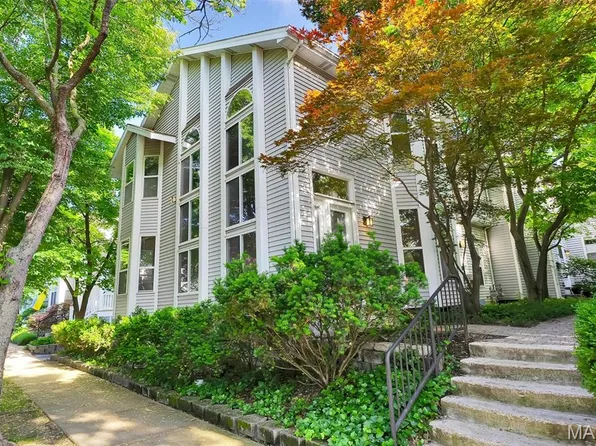 5770 Kingsbury Pl, Saint Louis, MO 63112