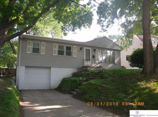 7908 Ontario St, Omaha, NE 68124