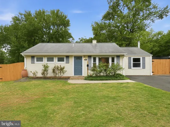 6626 Dorset Dr, Alexandria, VA 22310