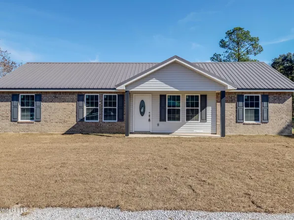 17202 Gardenia St, Kiln, MS 39556