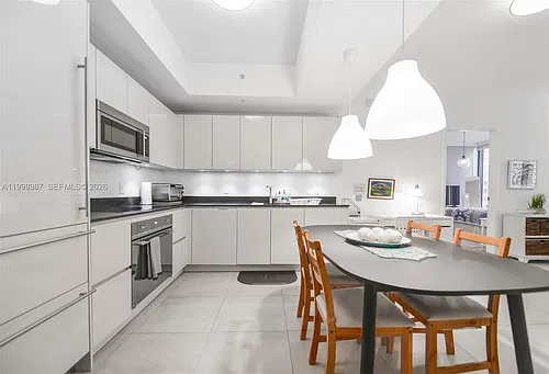 1010 Brickell Ave #2906 Photo 1