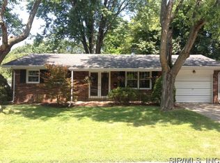 707 Yale Ave, Edwardsville, IL 62025