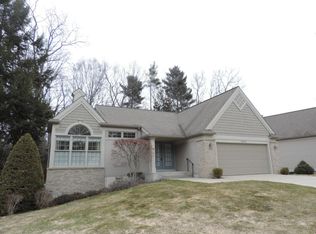 2032 W Glen Ct, Muskegon, MI
