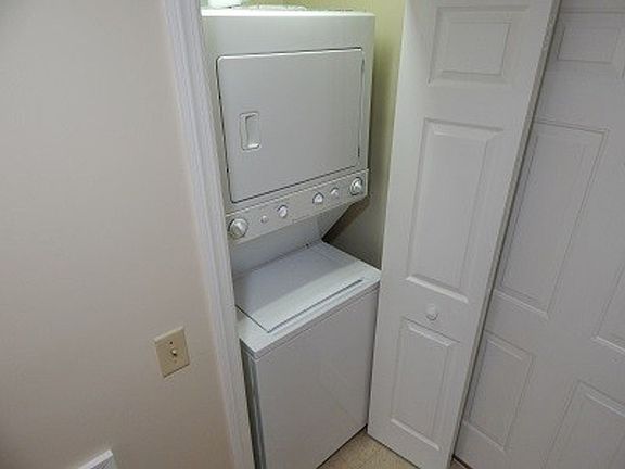 5th image of 150 Pleasant St #B