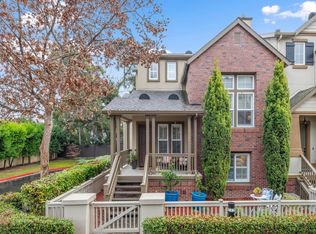 10 Towne Cir, Mountain View, CA 94040