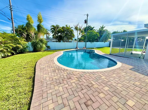 470 NE 45TH Street, Boca Raton, FL 33431