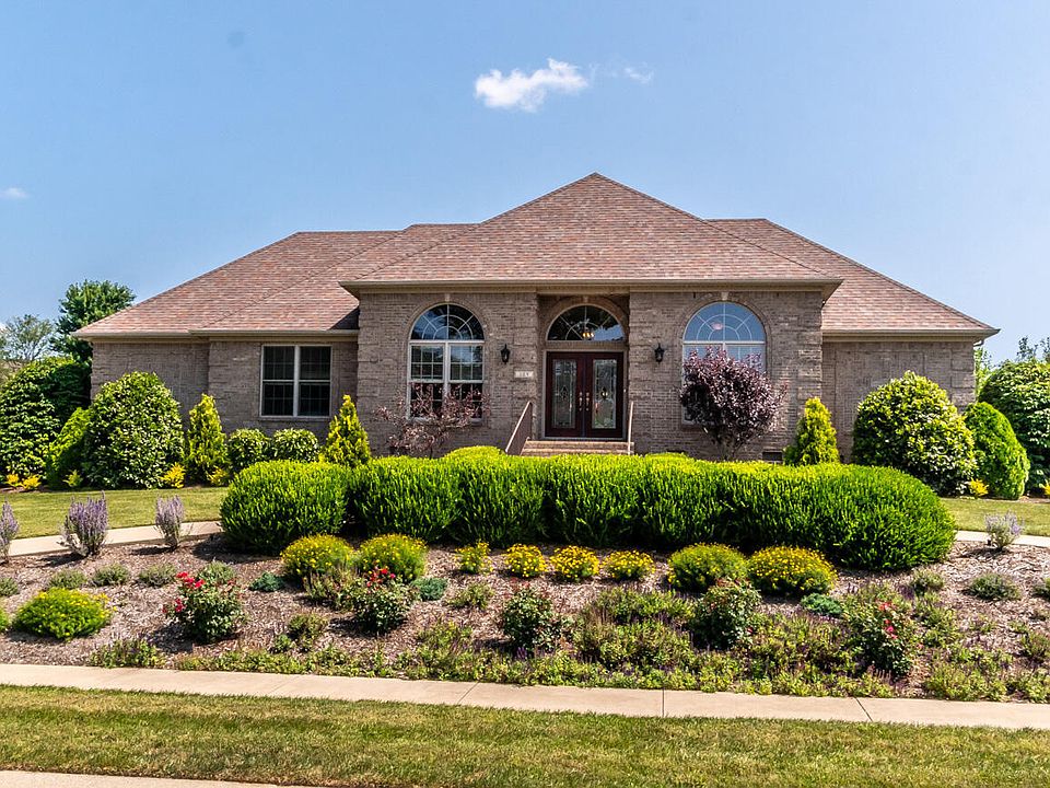 1st image of 109 Mahogany Dr