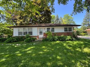 8075 N 61st St, Brown Deer, WI 53223