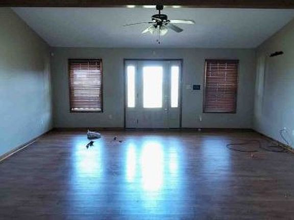 Additional Living Room