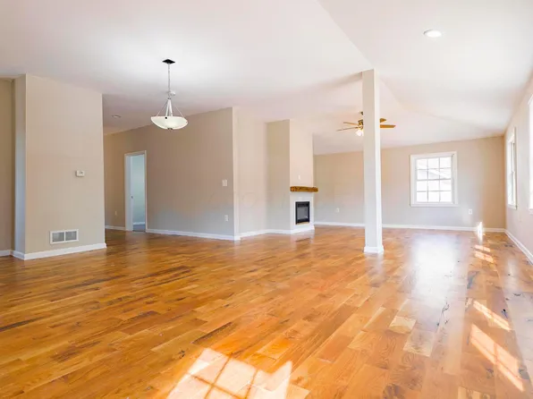 106 Hill St, Ostrander, OH 43061