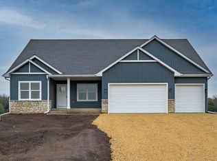 1726 105th Ct, Hammond, WI 54015