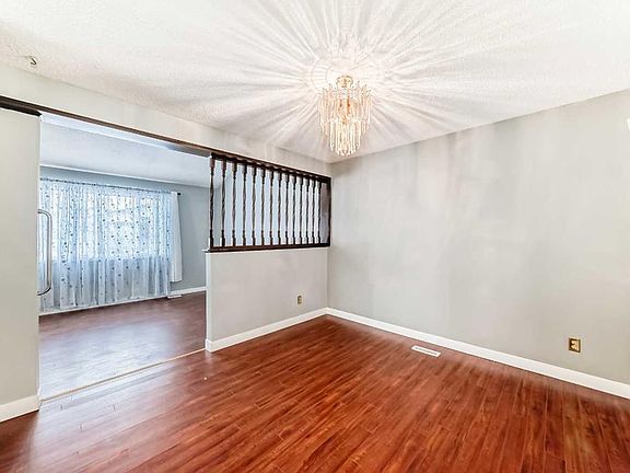 5th image of 130 W Pinemeadow Rd NE