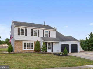 105 Franklin Dr, Mullica Hill, NJ 08062