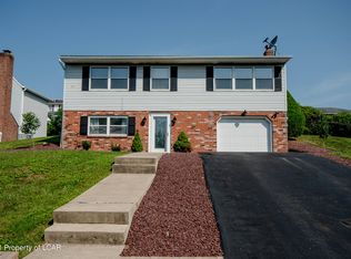 9 Abraham Ave, Hanover Township, PA 18706