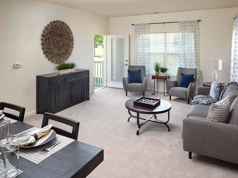 Sutton Hill Apartments and The Point at Sutton Hill — Photo 16