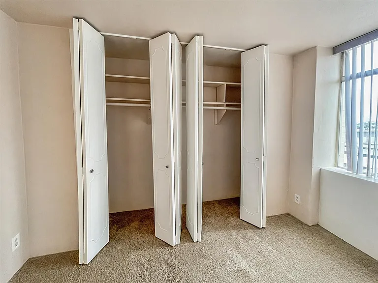 7520 Hornwood Dr #405 — Photo 12