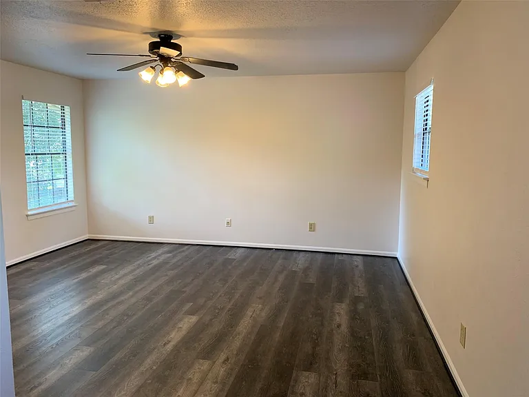 3422 Creek Manor Dr — Photo 7