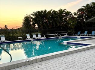 16590 Partridge Place Rd APT 104, Fort Myers, FL 33908