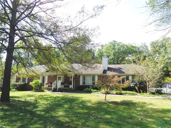 705 N Irwin Rd, Holland, OH 43528