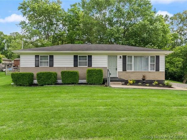 8880 Crawford Court NE, New Salisbury, IN 47161