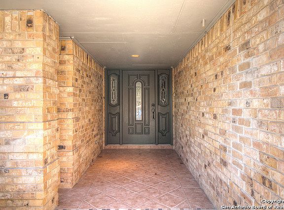 2nd image of 6203 Pine Needles Ln