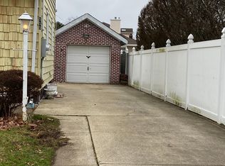 555 Kingston Ave FLOOR 1, East Meadow, NY 11554