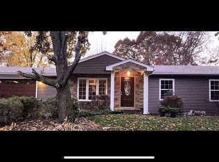 960 Longview Dr, North Attleboro, MA 02760