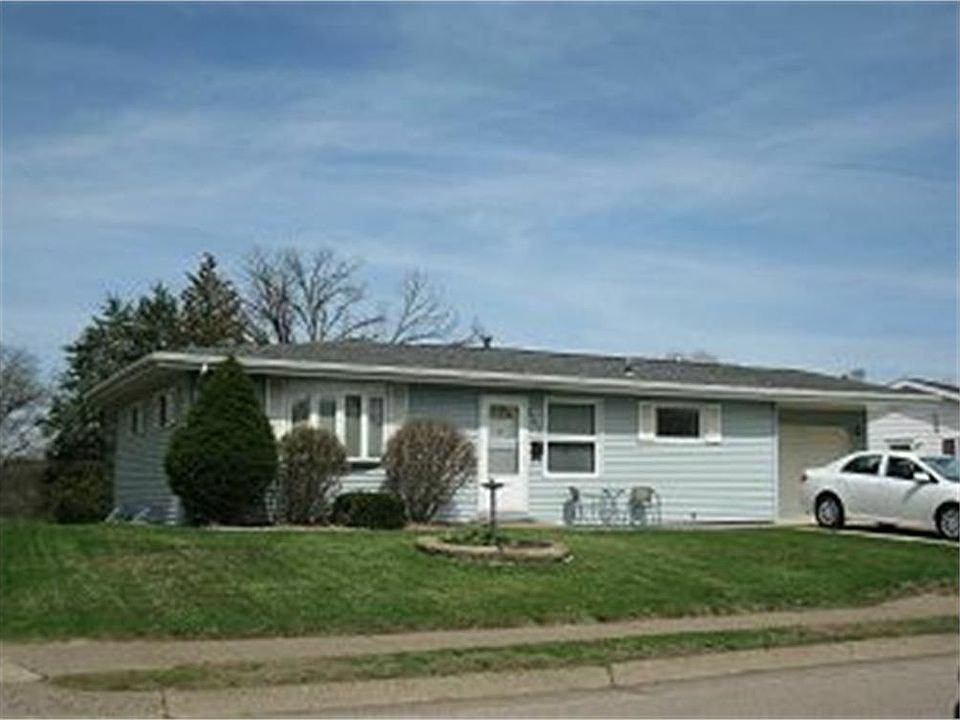 1st image of 2791 Oak Crest Dr