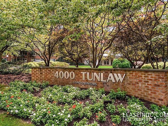 2nd image of 4000 Tunlaw Rd NW APT 517