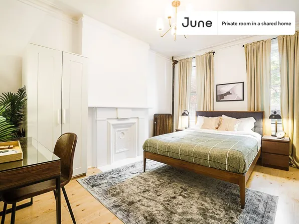 336 W 47th St, New York, NY