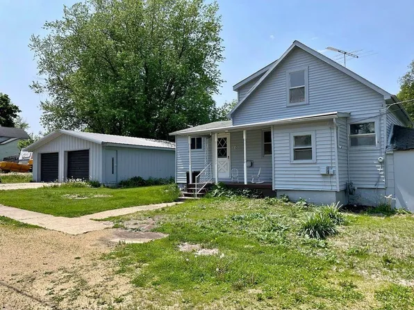 113 Clark St, Warren, IL 61087