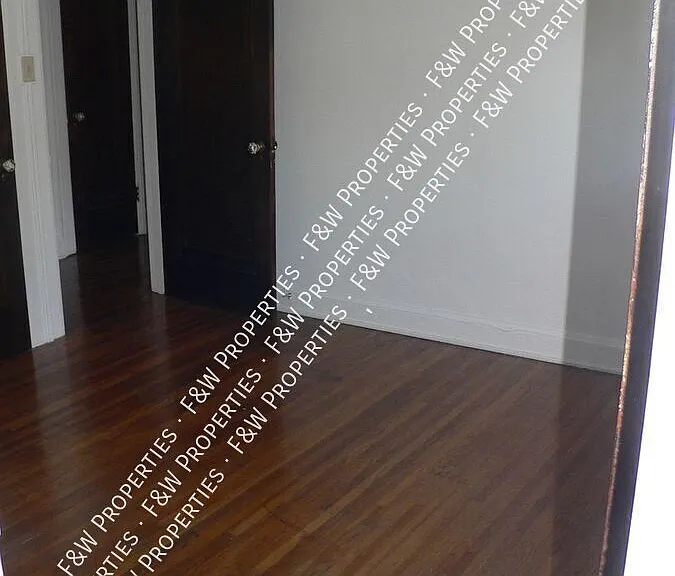 1544 E Broad St #305 — Photo 14