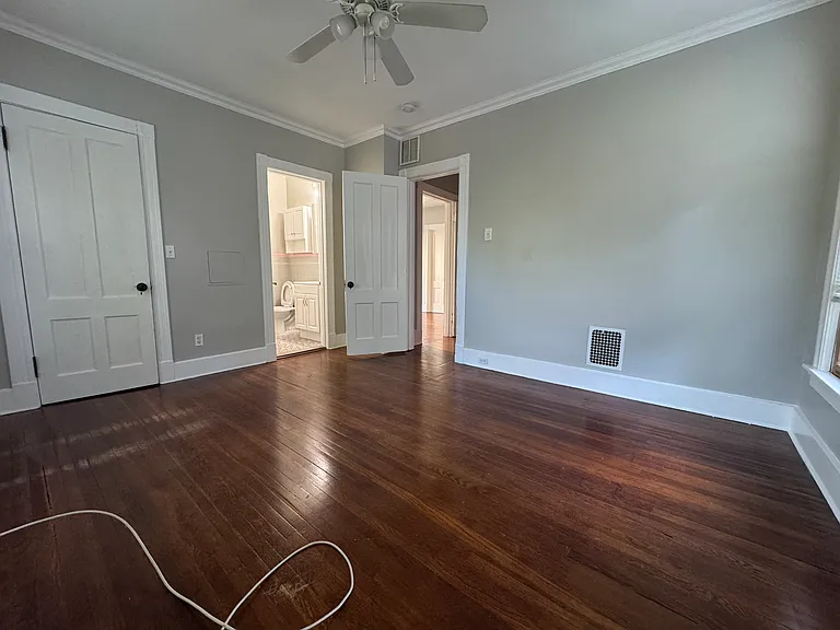 117 Maple St #117 — Photo 11